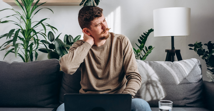 Rischi da lavoro sedentario e come ridurli con l'ergonomia 16 Rischi del lavoro da seduti: come ridurli con prevenzione