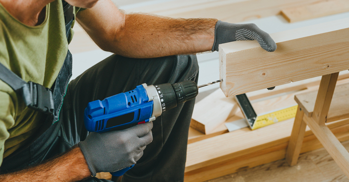 Attrezzature da lavoro: verifiche e abilitati aggiornati