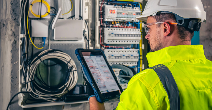 Verifiche impianti elettrici: sicurezza a 360 gradi