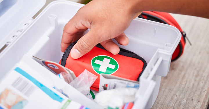 Cassetta pronto soccorso: obblighi e contenuto norma