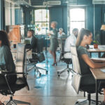 Sicurezza predittiva nei luoghi di lavoro affollati