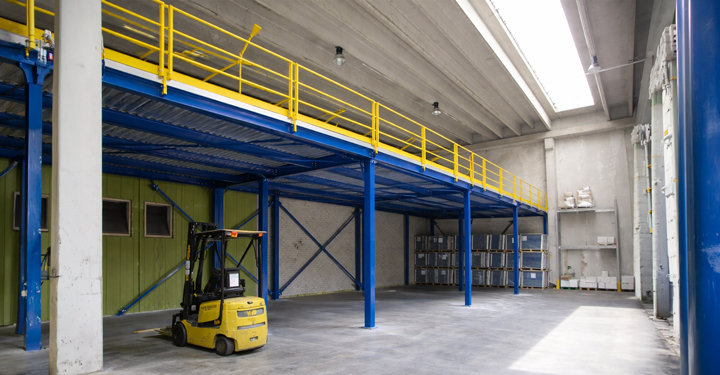 Soppalchi industriali: sicurezza e obblighi 2026