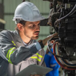 Sicurezza delle macchine: formazione e protezioni necessarie